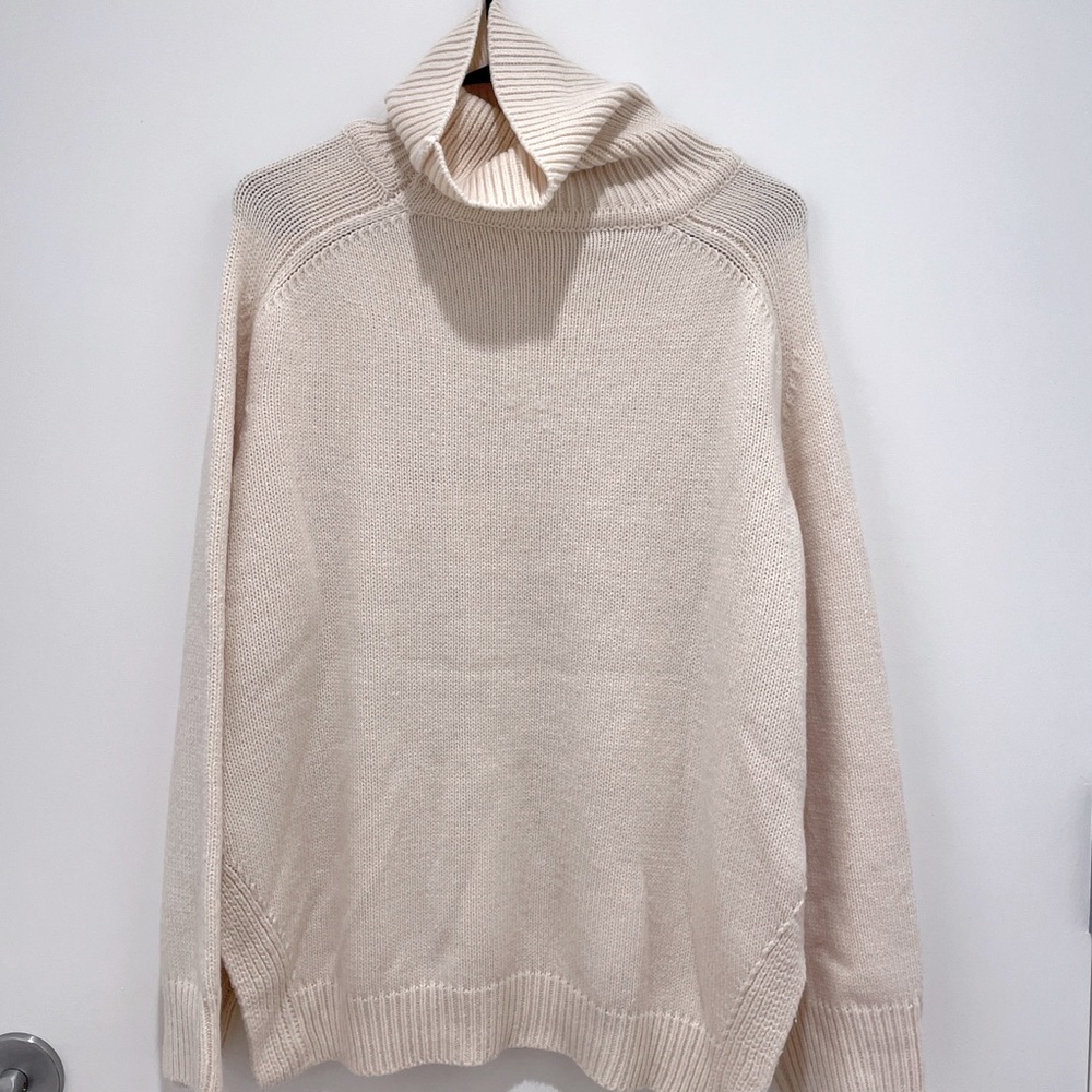 Women sweater
